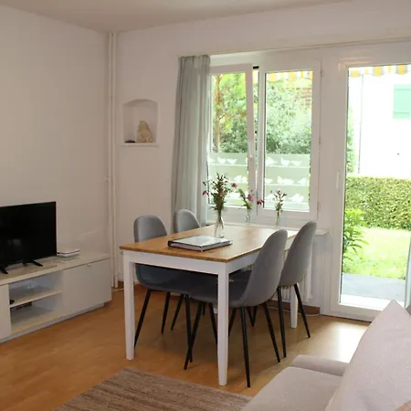 Lägenhet With Sun Terrace *