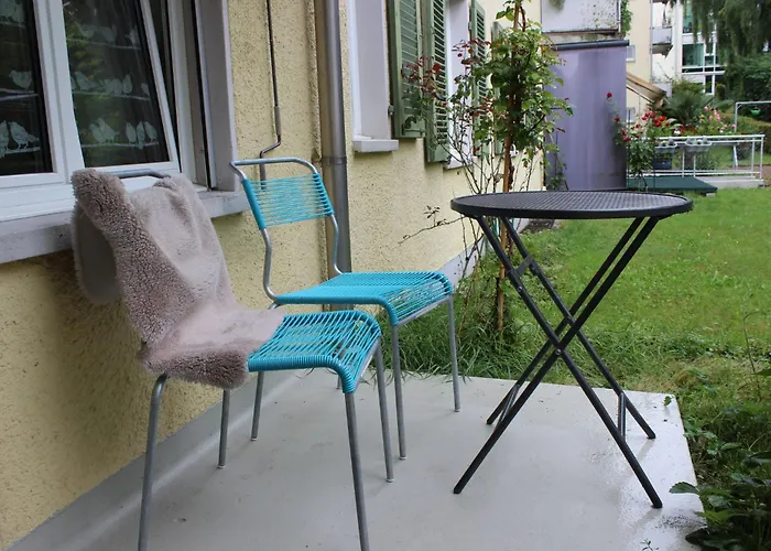 With Sun Terrace Lägenhet