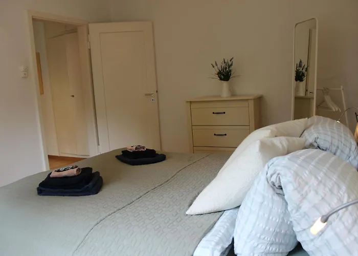 With Sun Terrace شقة